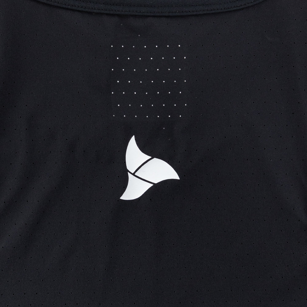 APEX26 Women's Race Crop - BLACK EDITION - Image 12