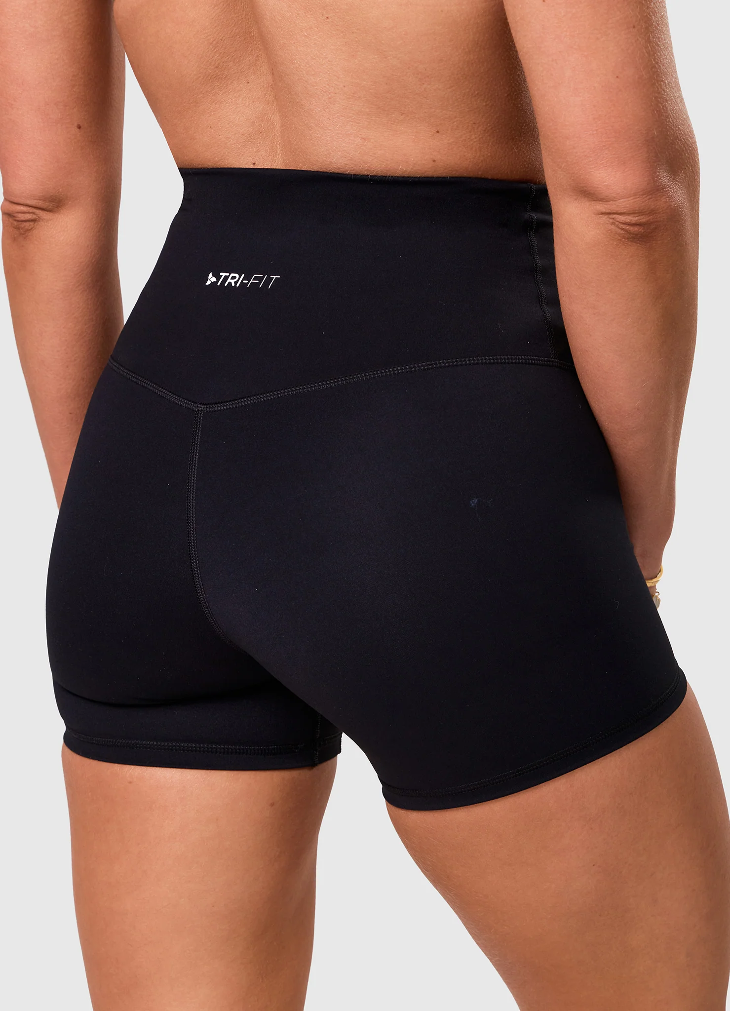 ROXI 4" Shorts BLACK EDITION - Image 9