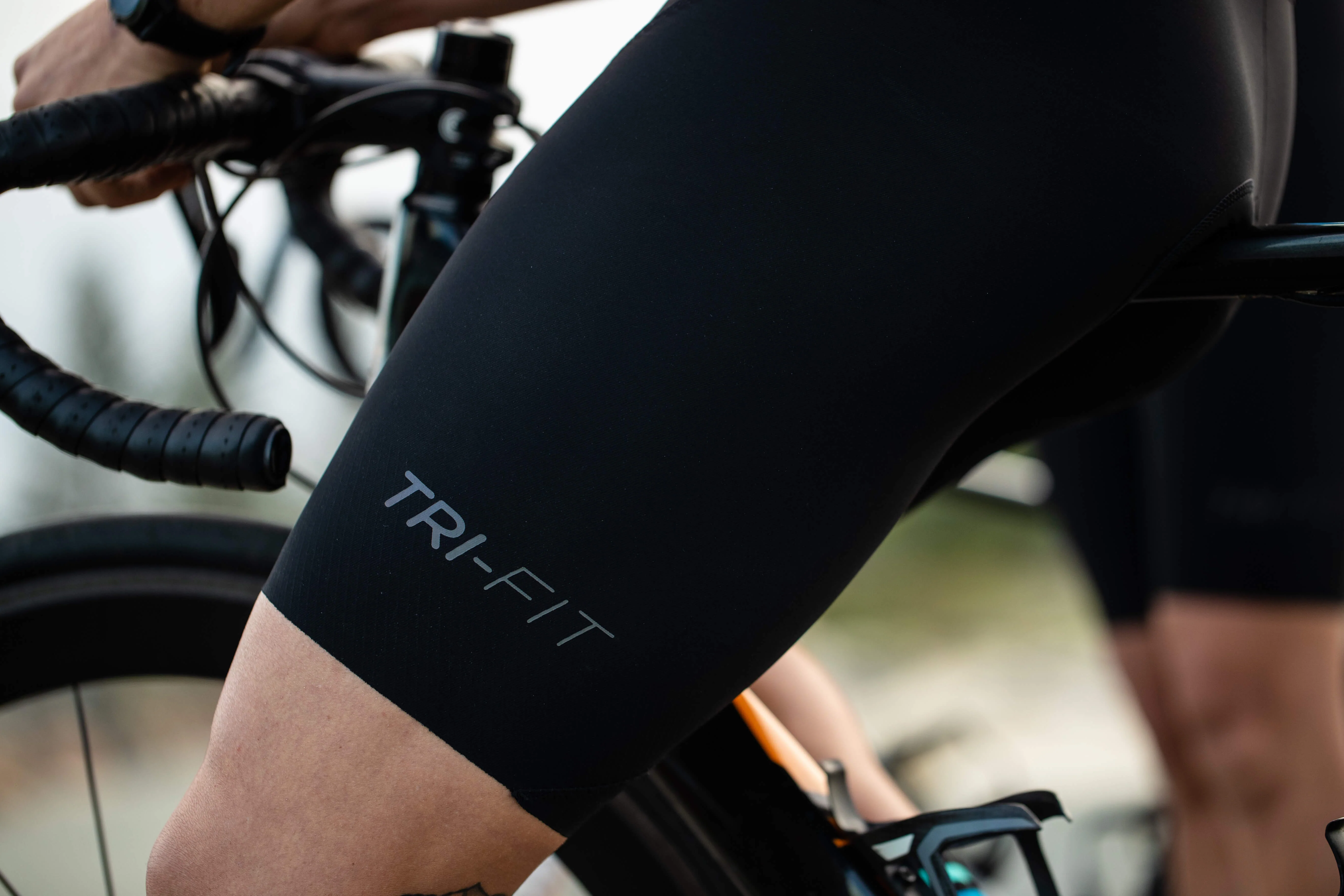 TRI-FIT SYKL PRO SKIN Black Bib Shorts Men's - Image 10